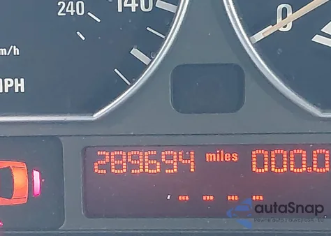 2005 BMW 330I from USA, damaged, VIN WBAEV53445KM08089